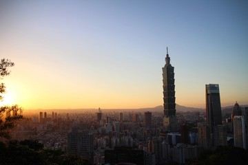 Fototapeta na wymiar Sunset at Taipei 101