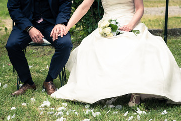 Mains de mariés - cérémonies de mariage