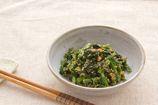 ほうれん草の胡麻和え