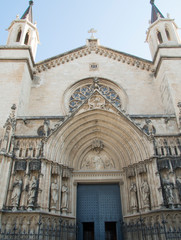 Fototapeta na wymiar Basílica de Santa María en Vilafranca del Penedés