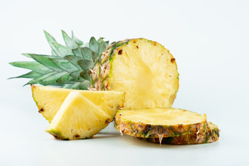 ripe ananas 