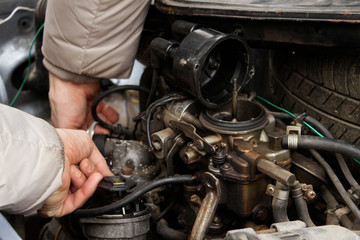 Carburetor machines, mechanisms. Under the hood