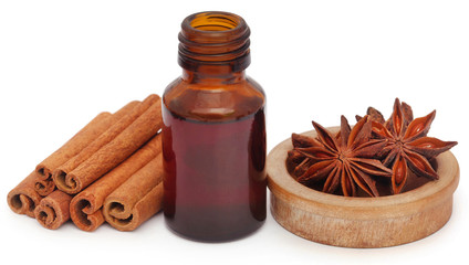 Cinnamon with star anise and essential oil