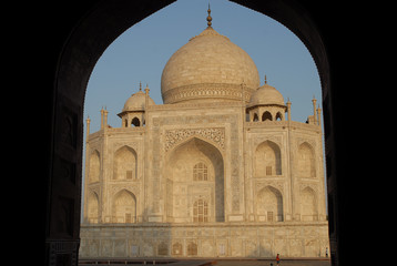 Fototapeta na wymiar Taj with Arch
