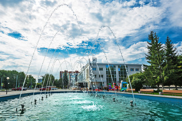 Fototapeta na wymiar Fountain at the house of culture. Berdsk, Western Siberia