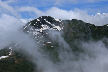 	北アルプス三俣蓮華岳山頂からの景色　雲ノ平を取り巻く山々　黒部五郎岳