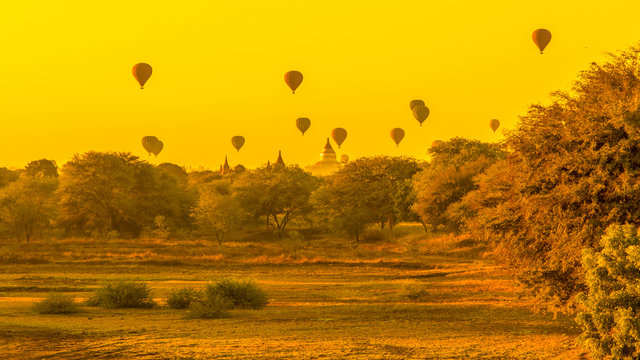 sunrise in pugan,myanmar