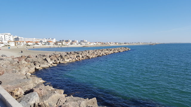 Carnon