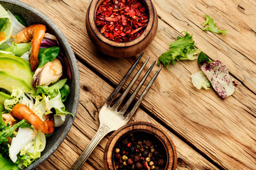 Fresh salad with prawns