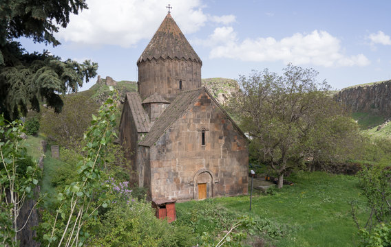 Church in Bjni Holy Mother of God 
