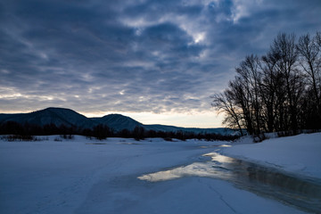 walk, mountains, trees, river, snow, ice, blocks, ice, shadow, nature, observation, sky, clouds, distance, space