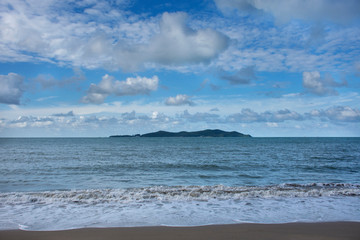 Fototapeta na wymiar Wave in the sea at Ban Pae beach in Rayong, Thailand