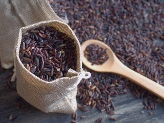 Raw rice berry a lot of vitamin cost price