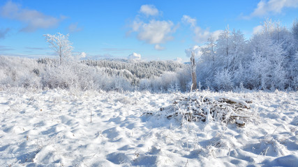   Did you mean: Iarna în Munţii Apuseni - Transilvania, Romania 47/5000 Winter in Apuseni Mountains - Transylvania, Romania Send feedback History Saved Community