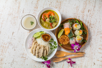 代表的なタイ料理　typical Southeast Asian cuisine