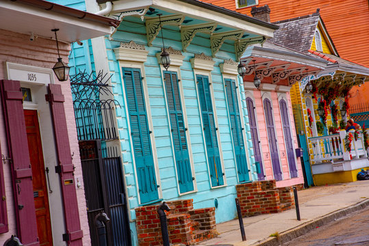 Shotgun House In The French Quarter Of New Orleans