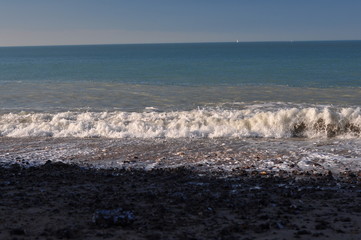 vagues sur l'Atlantique en fin d'hiver, les couleurs de l'eau