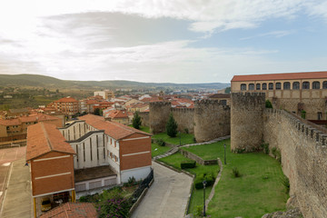 Fototapeta na wymiar Walls of the city of Plasencia (spain)