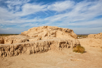 Fototapeta na wymiar Ruins of Toprak-Kala fortress