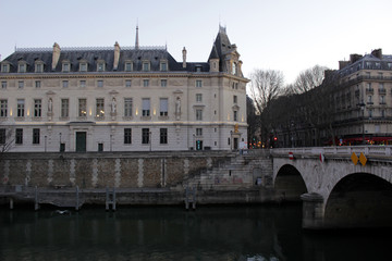 Fototapeta na wymiar Paris - Pont Saint-Michel