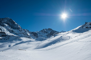 Schneelandschaft bei der Jungfrau Region