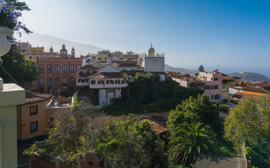 Fototapeta na wymiar Orotava town panorma in Tenerife