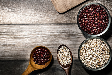 Cereal grains placed on wooden floors