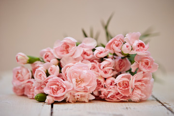 bouquet of pink roses