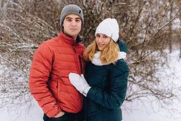 winter couple in city park