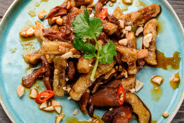 Chicken salad with eggplant