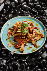 Fried chicken salad with eggplant