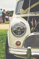 Obraz premium Classic car happy face