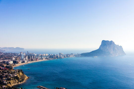 Panoramic view of the Calpe bay and the Pe&ntilde;&oacute;n de Ifach, from the viewpoint of Morro de Toix