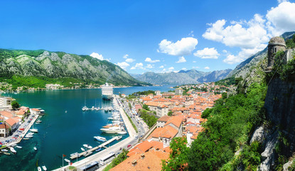 Fototapeta na wymiar Panoramic view of Kotor bay and old town from the mountains