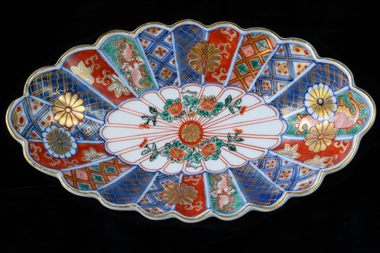Japanese Imari porcelain dishes from the Meiji Era