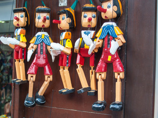 Pinocchio, Marionetten, Holzpuppen, Jahrmarkt, 