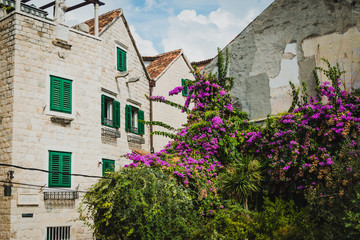 Innenhof in der Altstadt von Split, Kroatien