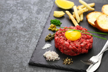 steak tartare, tartar steak, beef tartare
