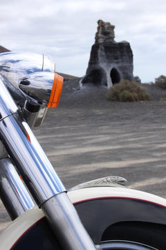 Moto en el desierto