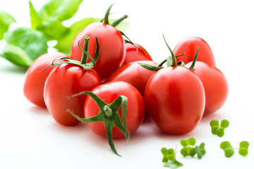 vine tomatoes 