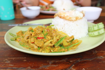  Fried curry powder