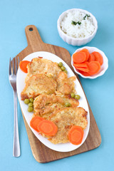 Omelett mit Erbsen und Möhren