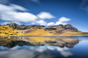 Laguna Cushuro larga exposicion