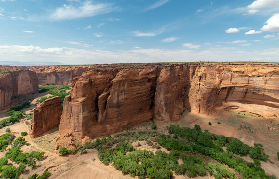 White House Overlook  in Canyon de Chelly National Monument, Navajo Nation, Arizona, USA