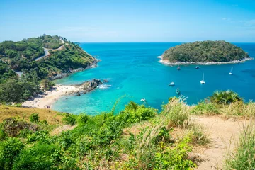 Foto op Plexiglas Beautiful tropical island paradise beach from viewpoint hill, Phuket Thailand. Summer tropical beach holiday vacation or travel business concept. © pla2na