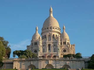 Fototapeta na wymiar sacre coeur basilica, one of the most famous churches in paris