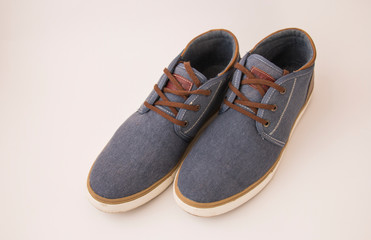 light blue walking shoes for men