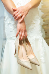 stylish wedding attributes of the bride's butane's shoes.