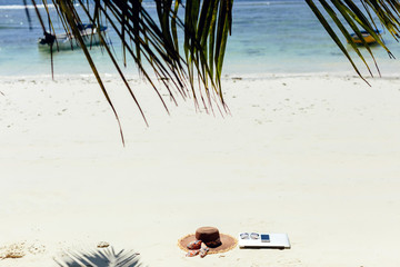 Fototapeta na wymiar laptop and smartphone on beach