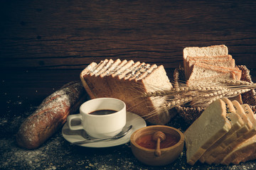 Coffee, honey and bread